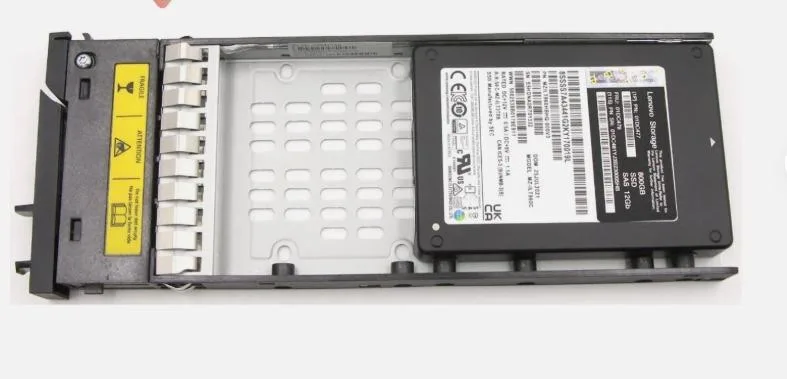Lenovo Lenovo 800 GB 2.5" SAS internal solid state drive 01DC477 — product photo