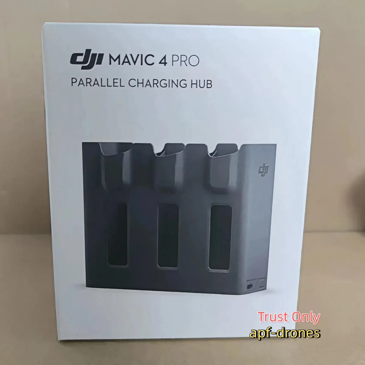 DJI DJI Mavic 4 Pro Parallel Charging Hub drone accessory — product photo