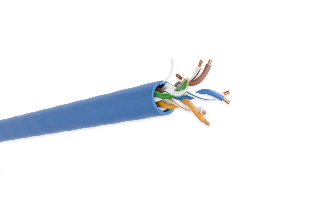 Blue bulk CAT5e plenum ethernet cable in 1000ft pull box