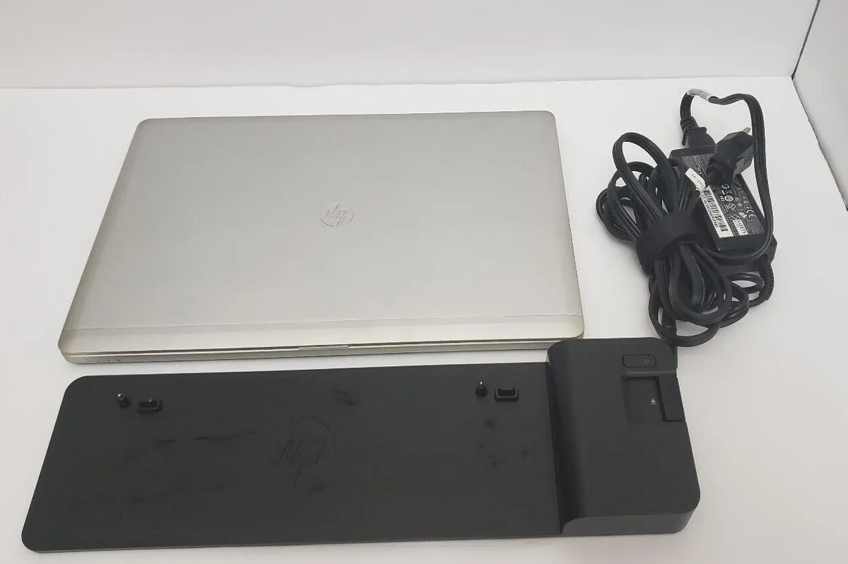 HP HP EliteBook Folio 9470m i7-3667U 2.0GHz 12GB 500GB SSD 14.0 laptop with Docking Station — product photo