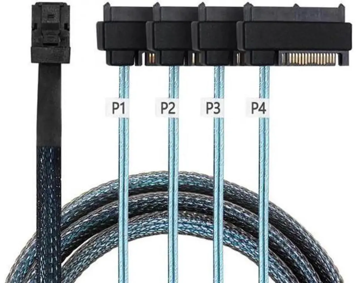 SMUGDESK SMUGDESK SF012 SFF8643 to 4x SFF8482 SAS cable — product photo