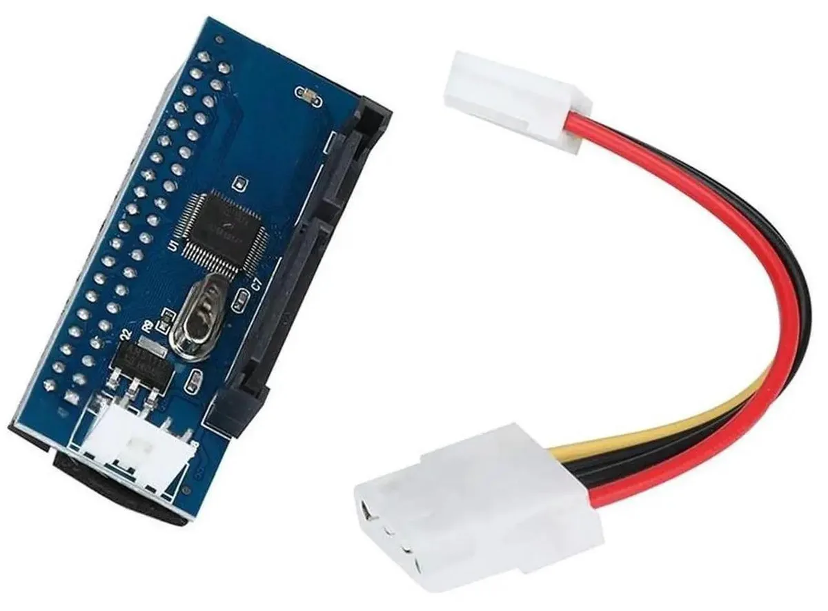 Green 3.5 inch IDE to SATA adapter board with 40 pin and 22 pin connectors plus flat data cable