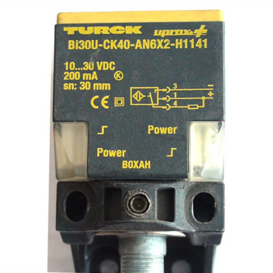 Turck Turck BI30U-CK40-AN6X2-H1141 Inductive Sensor NPN 30 mm IP68 — product photo