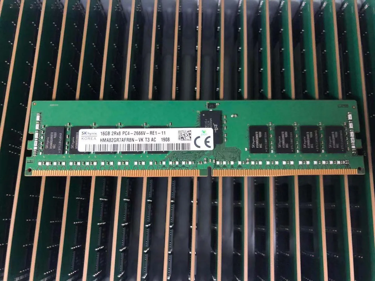 SK hynix SK hynix HMA82GR7AFR8N-VK 16 GB DDR4 2666 CL19 2Rx8 ECC Load Reduced server RAM — product photo