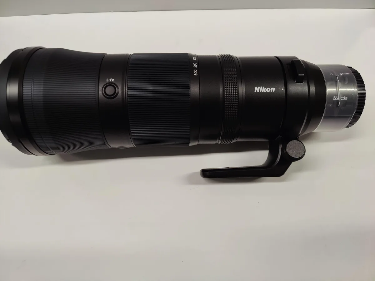 Nikon Global Nikon NIKKOR Z 180-600mm f/5.6-6.3 VR camera lens — product photo