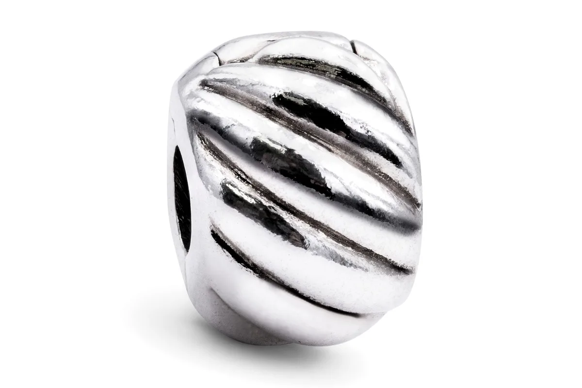 PANDORA PANDORA Feathered Clip Sterling Silver Charm — product photo