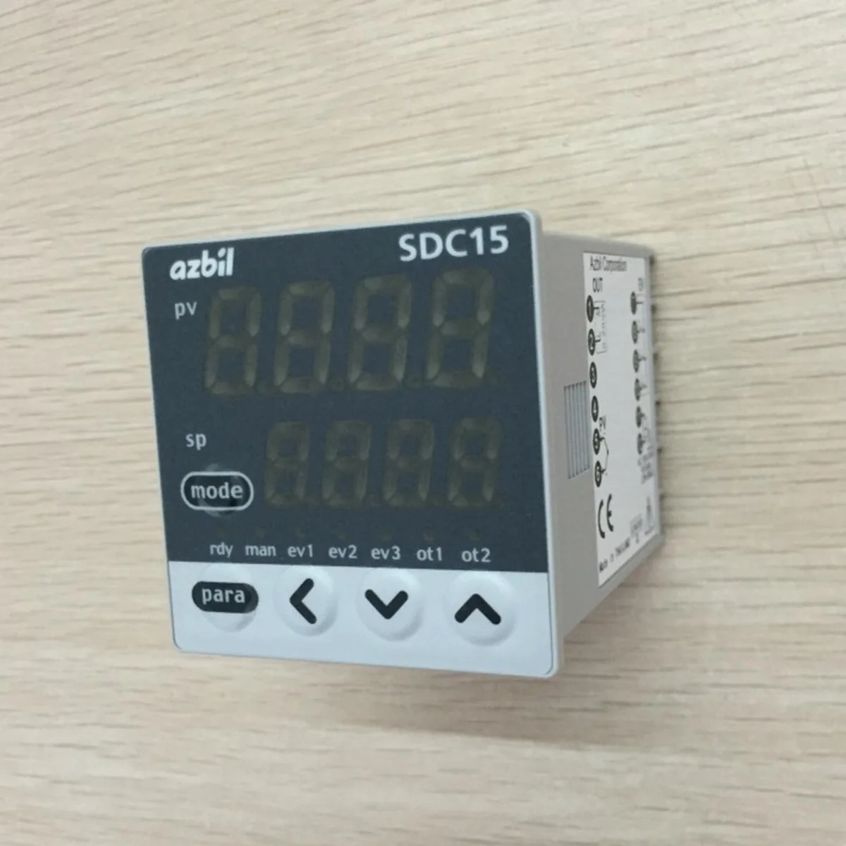 Red YAMATAKE Azbil thermostat in box