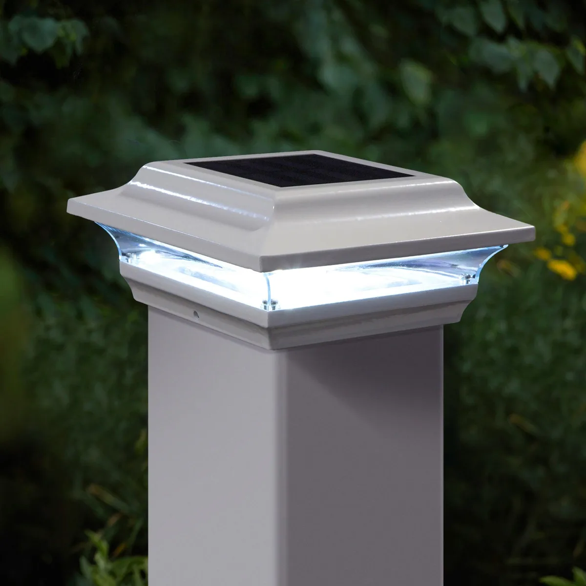 Classy Caps Mfg. Inc. Classy Caps Mfg. Inc. 4x4 White Aluminum Imperial Solar Post Cap 2 Pack — product photo