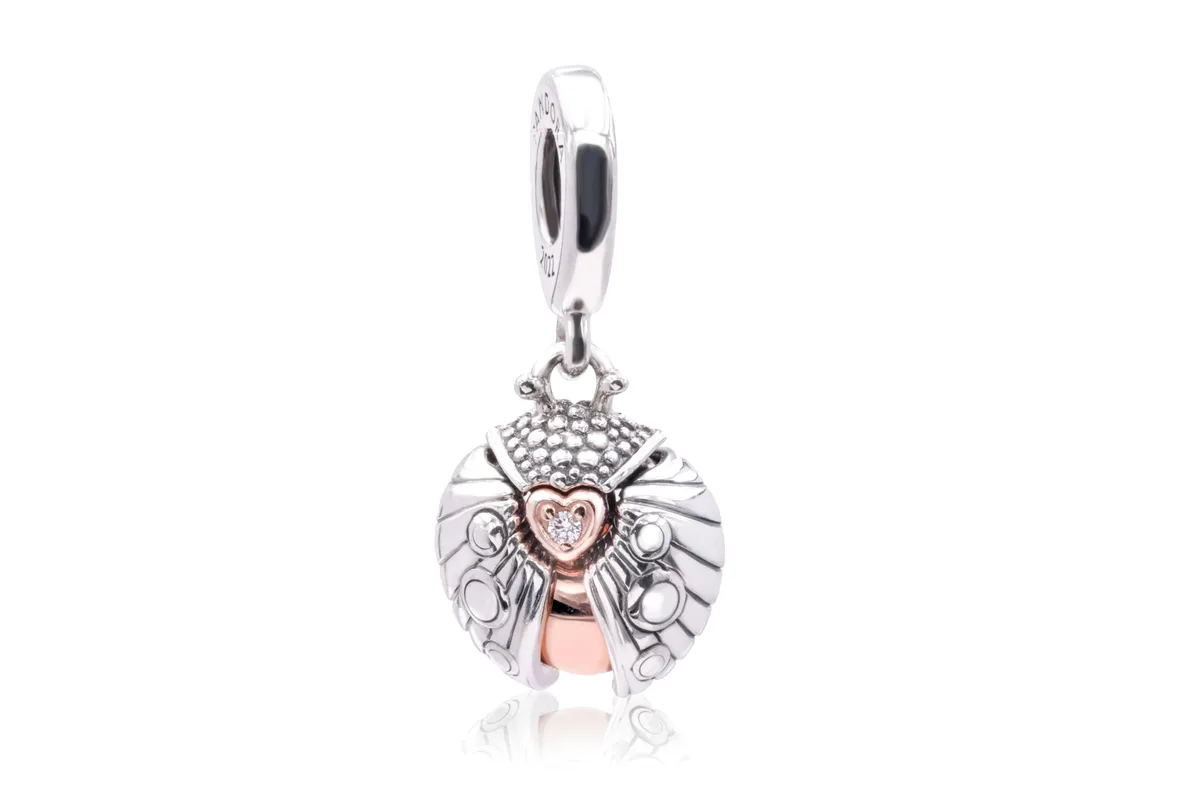 PANDORA PANDORA Club 2022 Ladybird &amp; Heart Dangle Charm bracelet — product photo