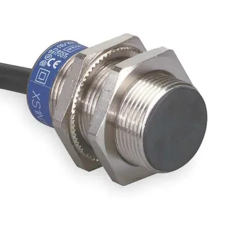 Cylindrical nickel-plated brass inductive sensor 18 mm with 5 m cable