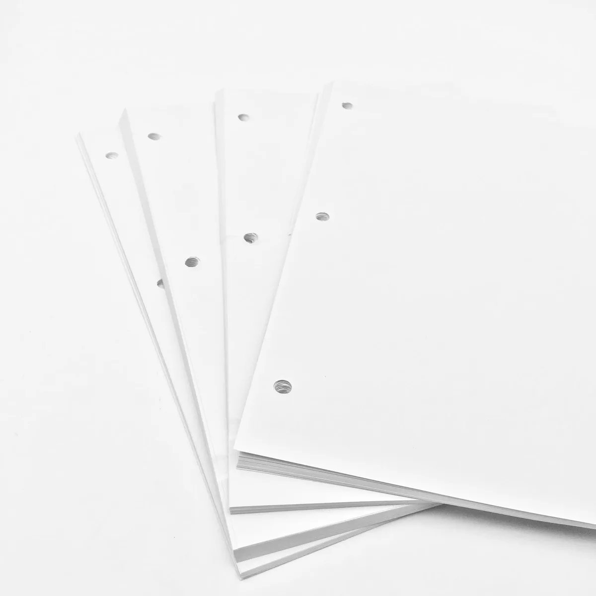  Kodak Loose Leaf Paper 8.5x11 3-Hole Punched 100 Sheets 75-80GSM — product photo