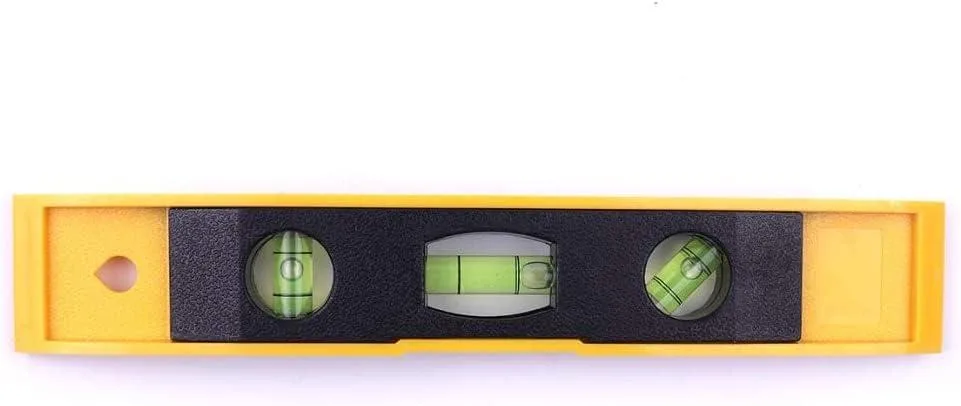 Duratech 9 Inch Magnetic Torpedo Level Yellow — product photo