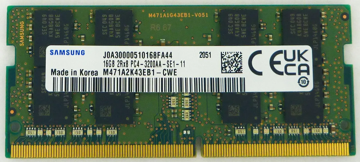 SAMSUNG SAMSUNG M471A2K43EB1-CWE 16GB DDR4 3200MHz CL22 260-Pin SODIMM laptop RAM — product photo