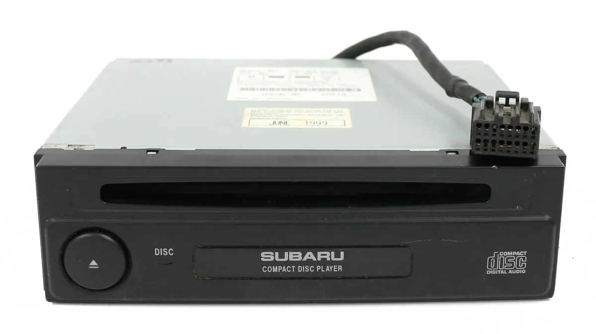 1 Factory Radio 1 Factory Radio H6240LS000 CD Player Subaru Legacy Forester 2000-2003 — product photo