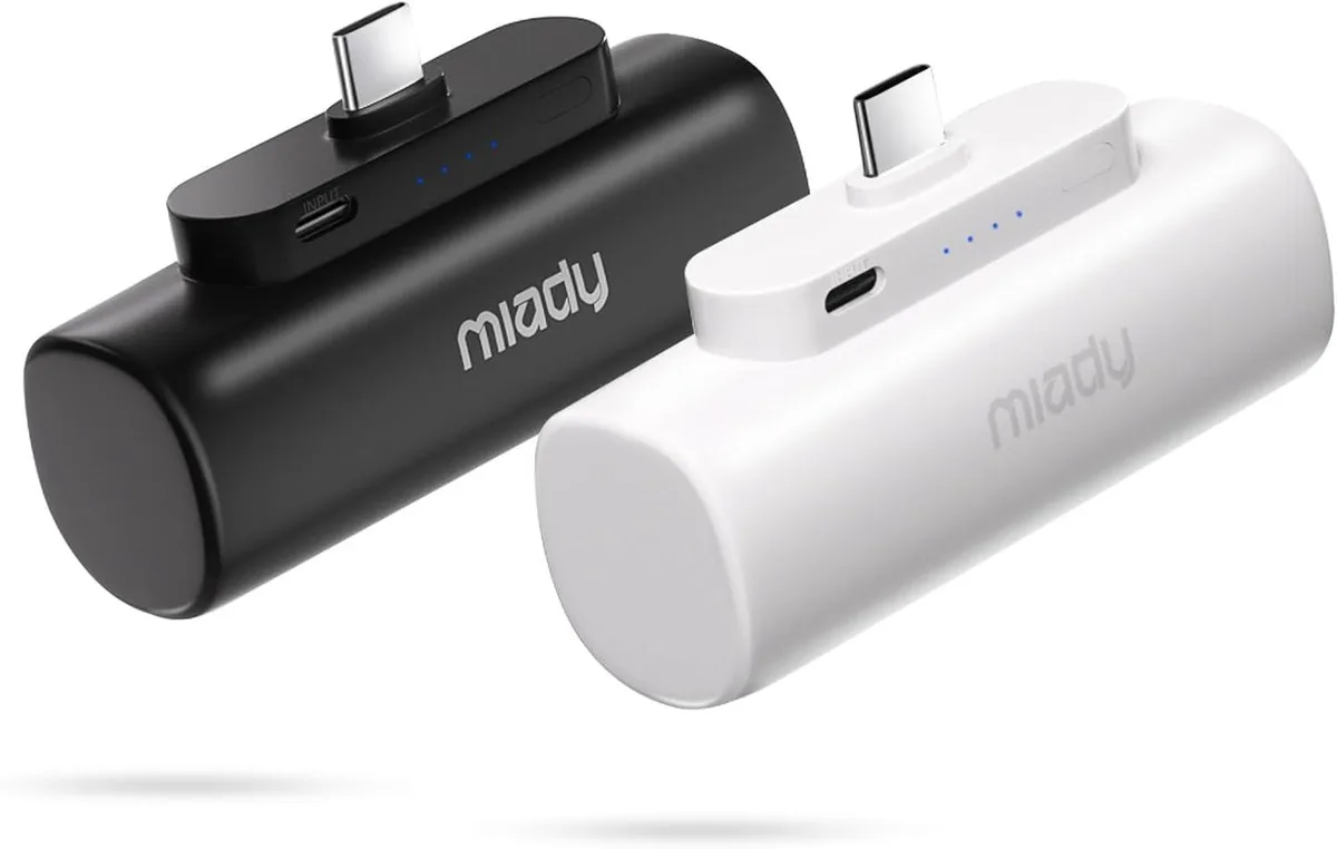 WOOJONG WOOJONG 2-Pack 5000mAh Mini Power Bank USB-C Black White — product photo