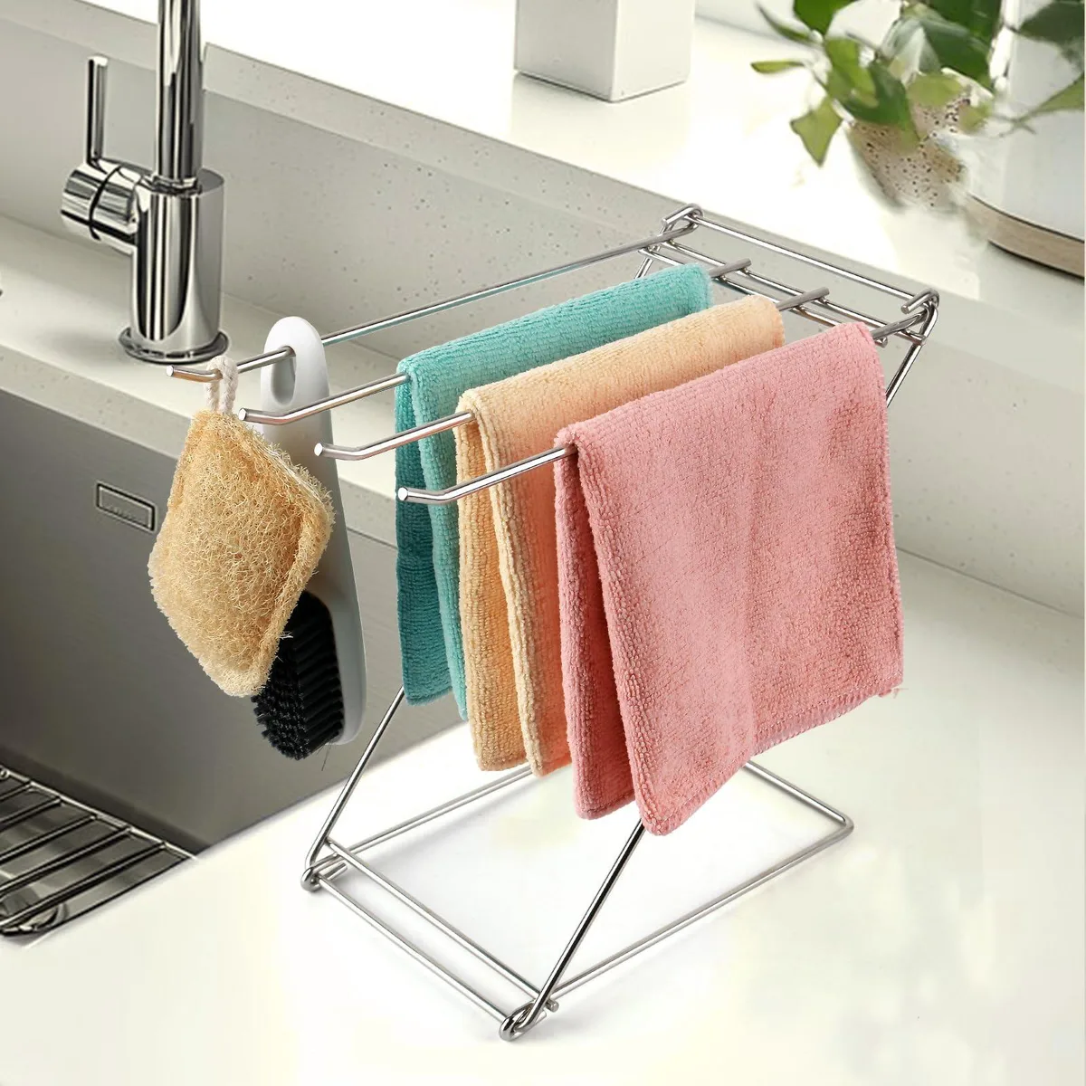 Seropy Z-Shaped 4-Arm Folding Towel Stand — product photo