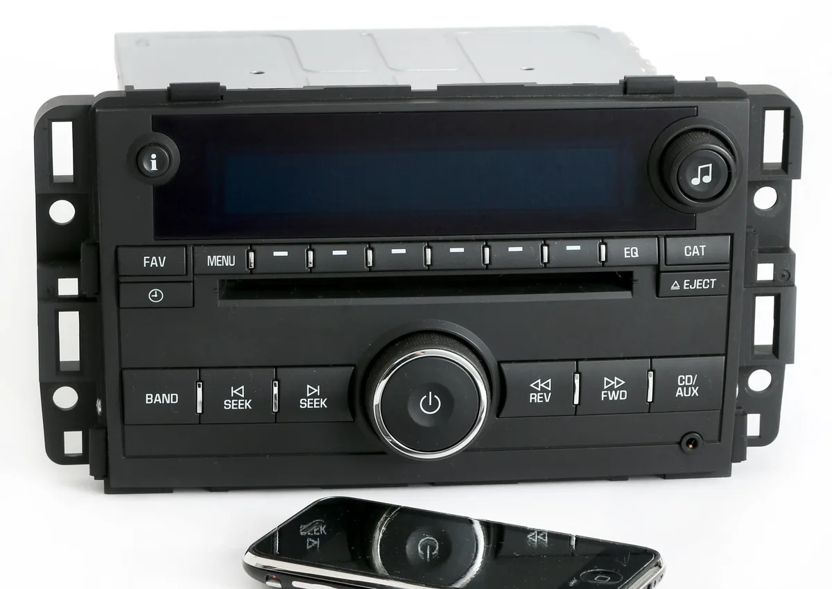 1 Factory Radio 1 Factory Radio 20914861 Chevrolet Impala 2009-2010 AM FM CD Aux Bluetooth receiver — product photo