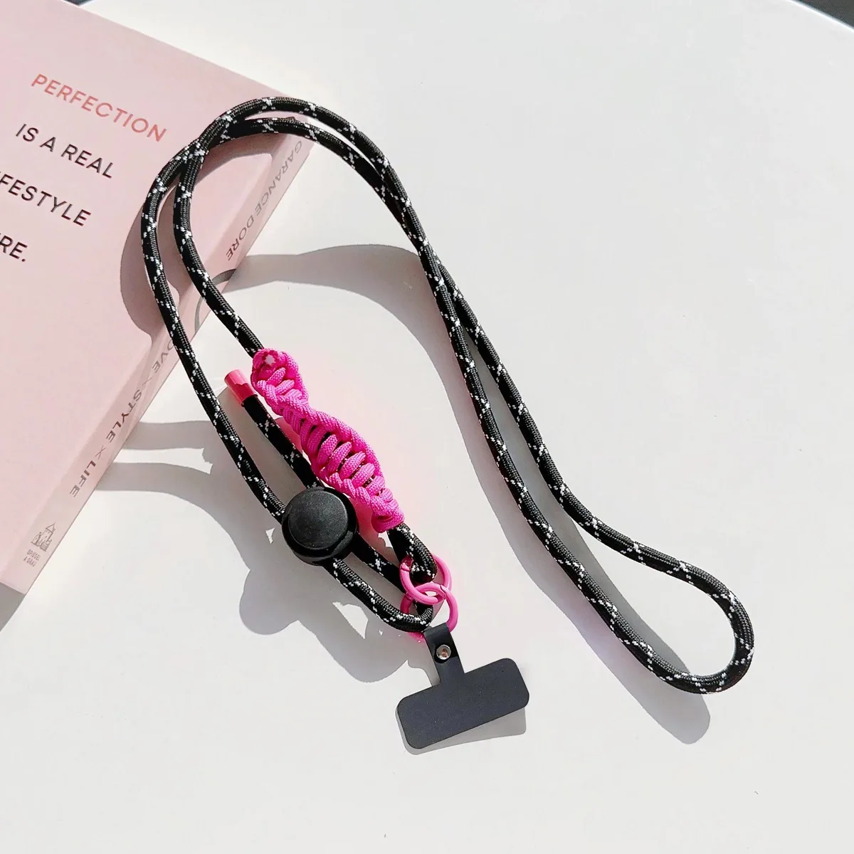 Beebo Beabo Beebo Beabo Adjustable Phone Lanyard 140CM Black — product photo