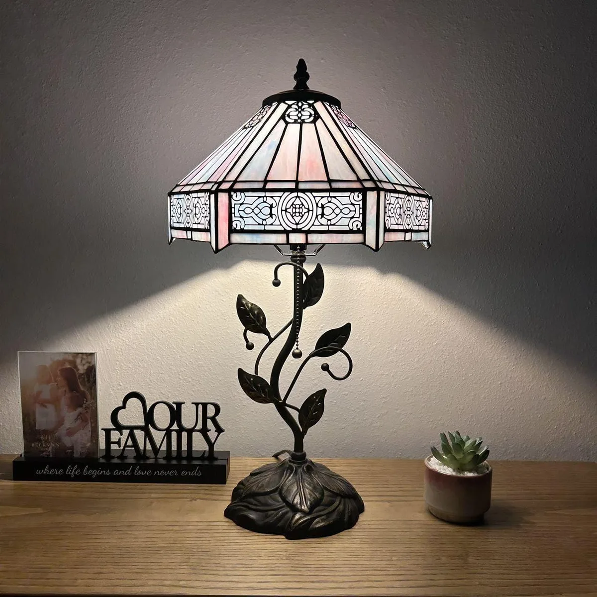 XIN CHENG TIFFANY LIGHTING XIN CHENG TIFFANY LIGHTING Tiffany Style Table Lamp Hexagon Sky Color 12"W*22"H — product photo