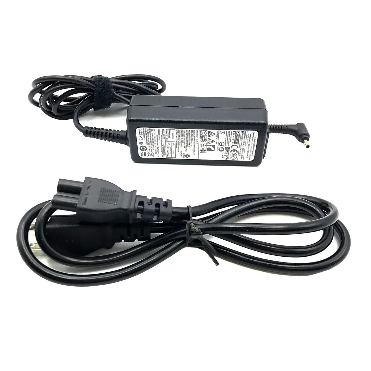 Chicony Chicony PA-1400-14 19V 2.1A 40W power adapter — product photo