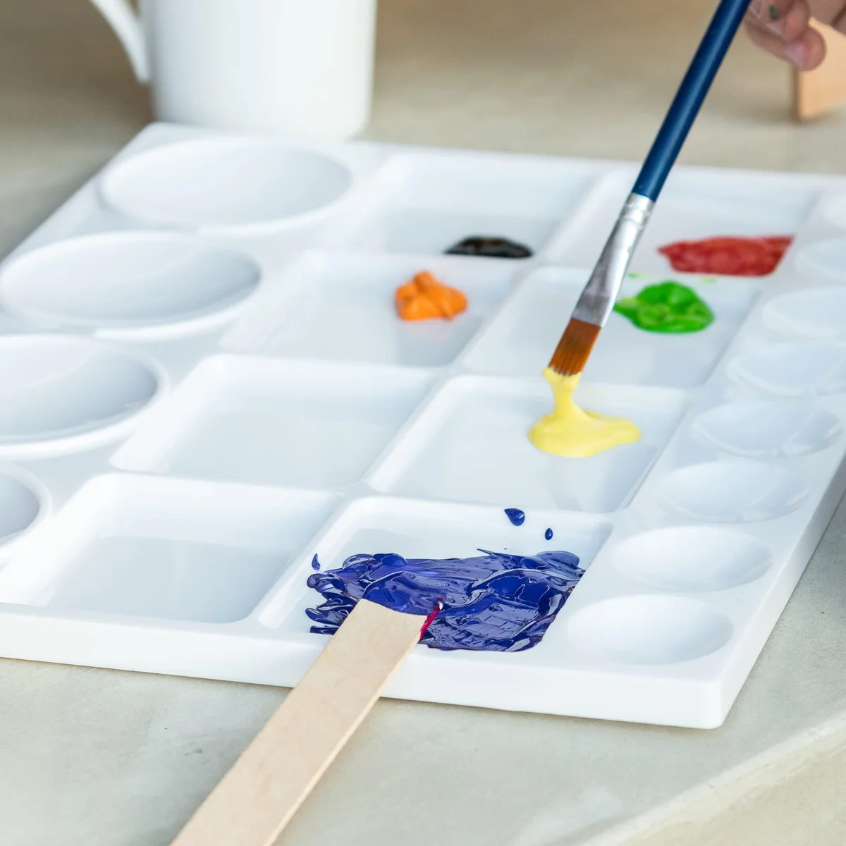  Avery A1004 20-well paint palette 13 x 10 — product photo