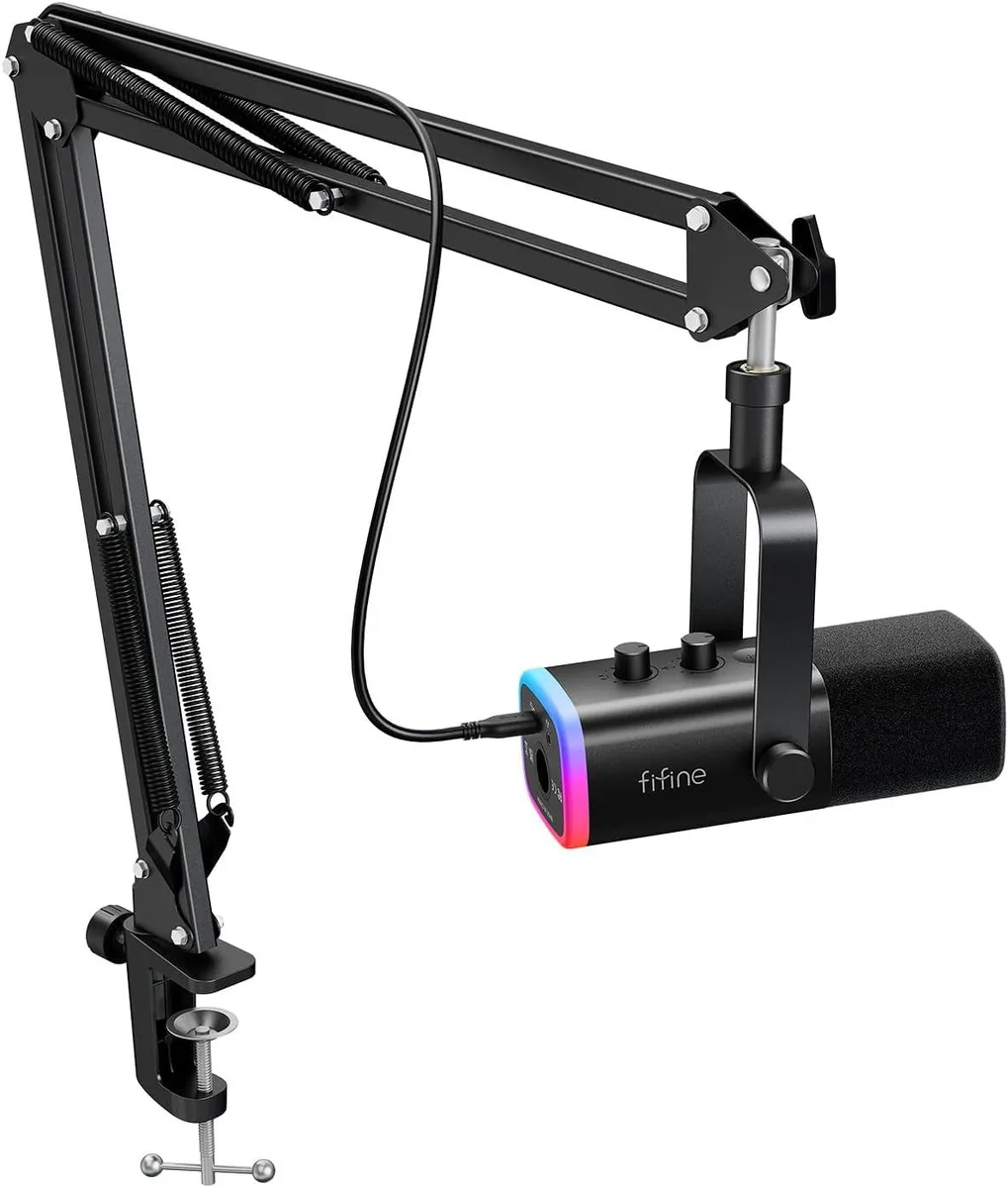 FIFINE FIFINE AmpliGame AM8T USB/XLR Dynamic Microphone Kit with Boom Arm — product photo
