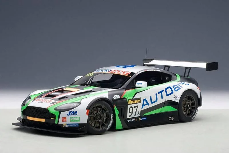 Autoart Autoart Aston Martin V12 Vantage Bathurst 12hour 2015 #97 1/18 vehicle — product photo