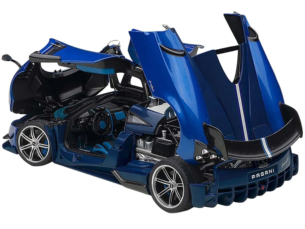 Autoart Autoart Pagani Huayra BC Blu Francia Candy Blue Metallic Carbon Accents 1/18 Vehicle — product photo