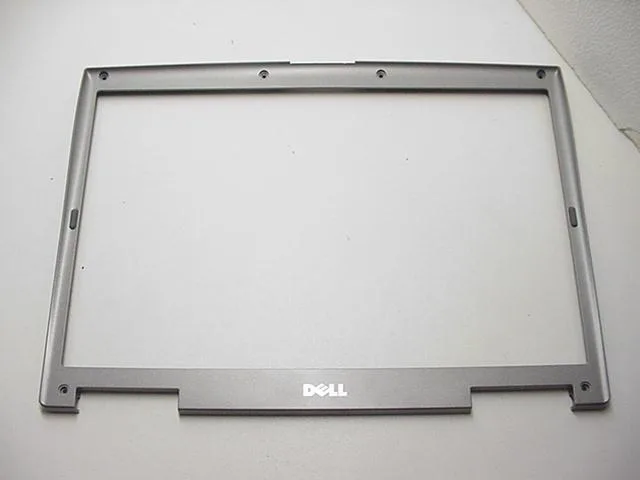 DELL DELL Latitude D810 Precision M70 15.4" LCD Front Trim Bezel D4410 — product photo