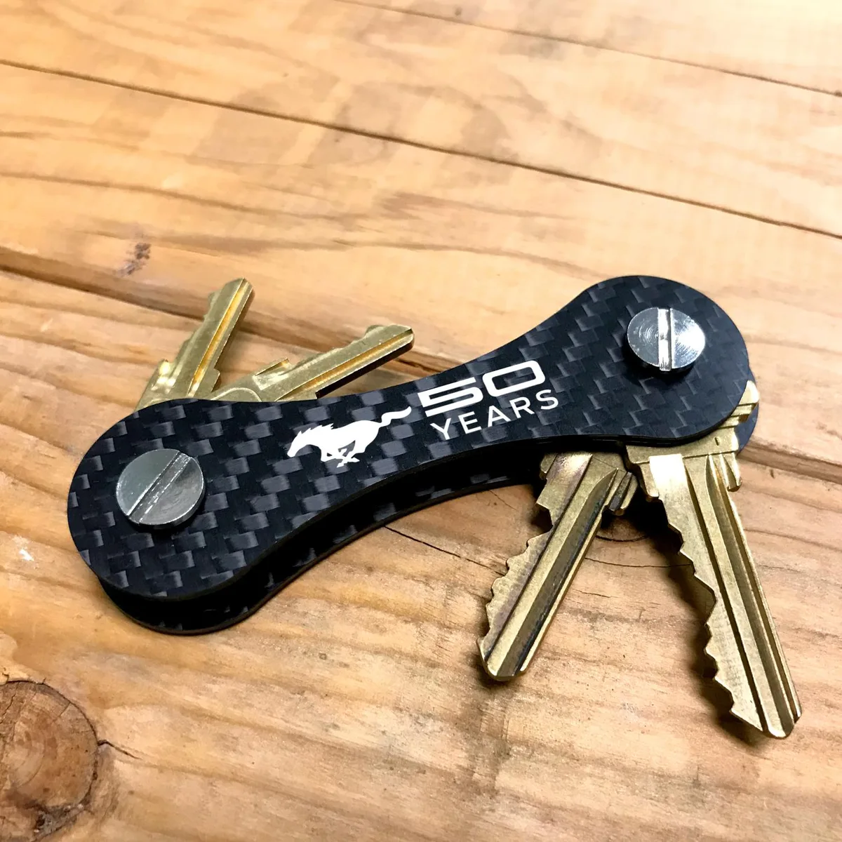 iPick Image, LLC iPick Image, LLC Ford Mustang 50 Years Carbon Fiber Key Organizer 12 Keys — product photo