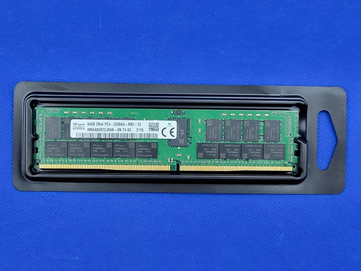 SK hynix SK hynix HMAA8GR7CJR4N-XN 64GB DDR4 3200 CL22 ECC Registered 288-pin RDIMM server RAM — product photo
