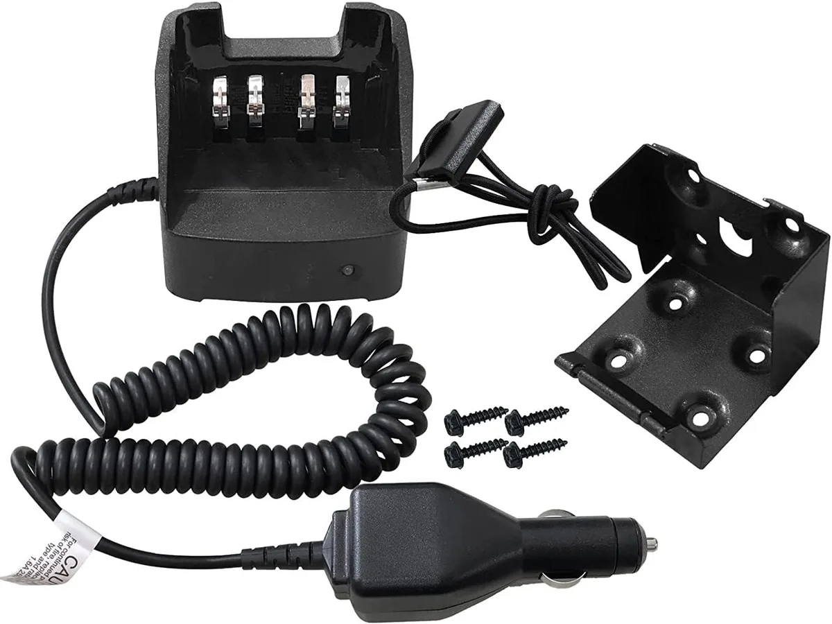 usbroway usbroway RLN6433A two-way radio car charger — product photo