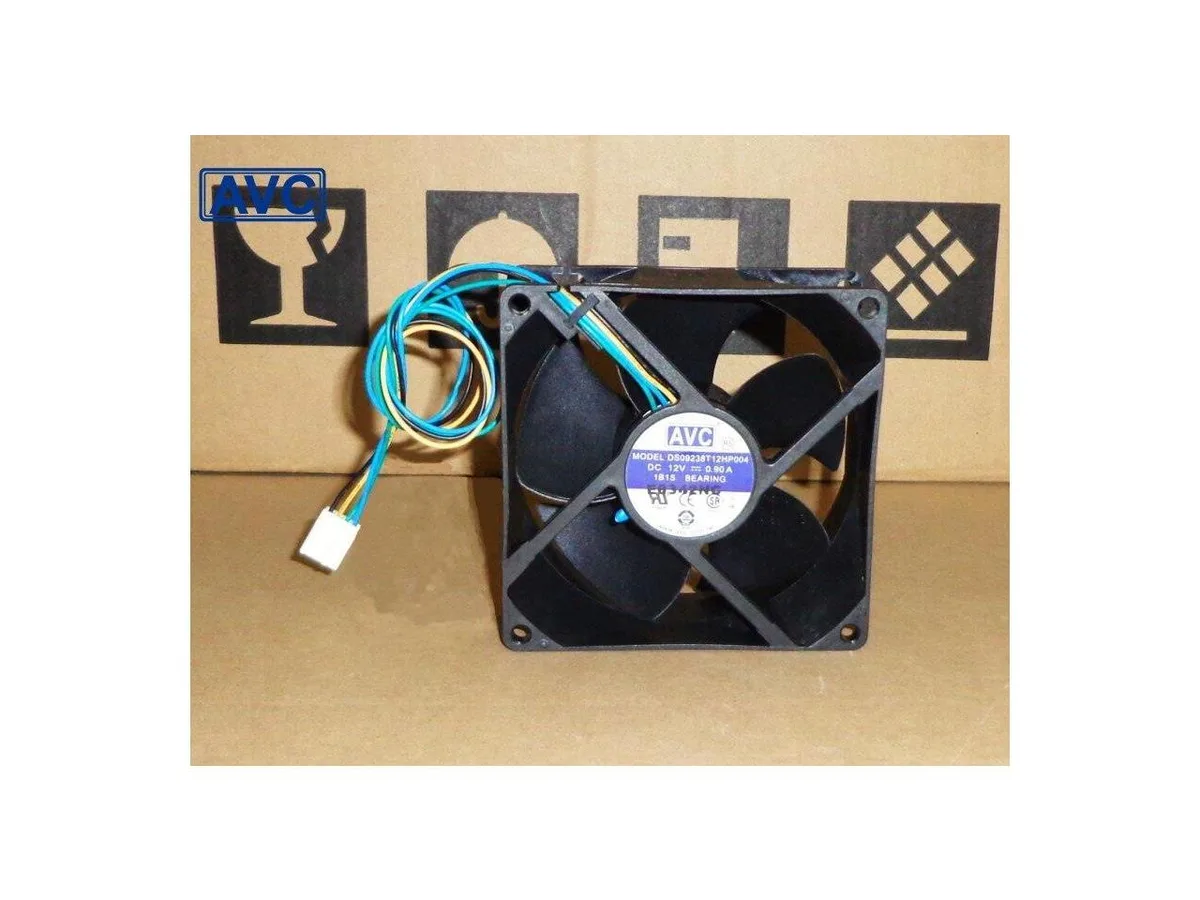 Fans Fans DS09238T12HP004 90mm 12V 0.90A 4-wire case fan — product photo