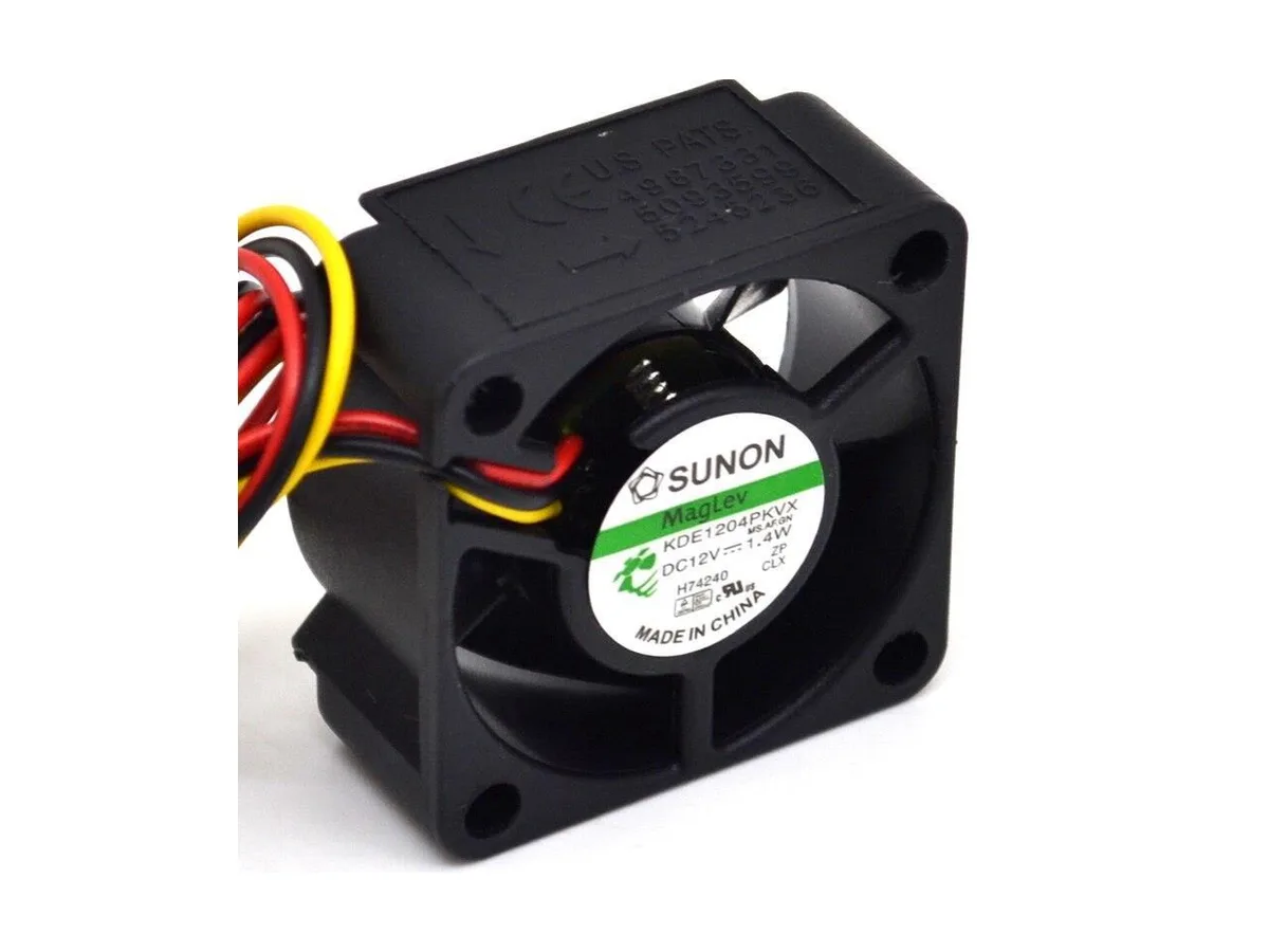 Fans Fans 4020 40x40x20mm 3-wire 1.4W KDE1204PKVX case fan — product photo