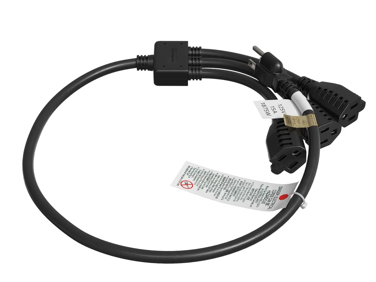 Cable Leader Cable Leader 30in NEMA 5-15P to 3x 5-15R Power Splitter Cord 14 AWG 15A 125V Black — product photo