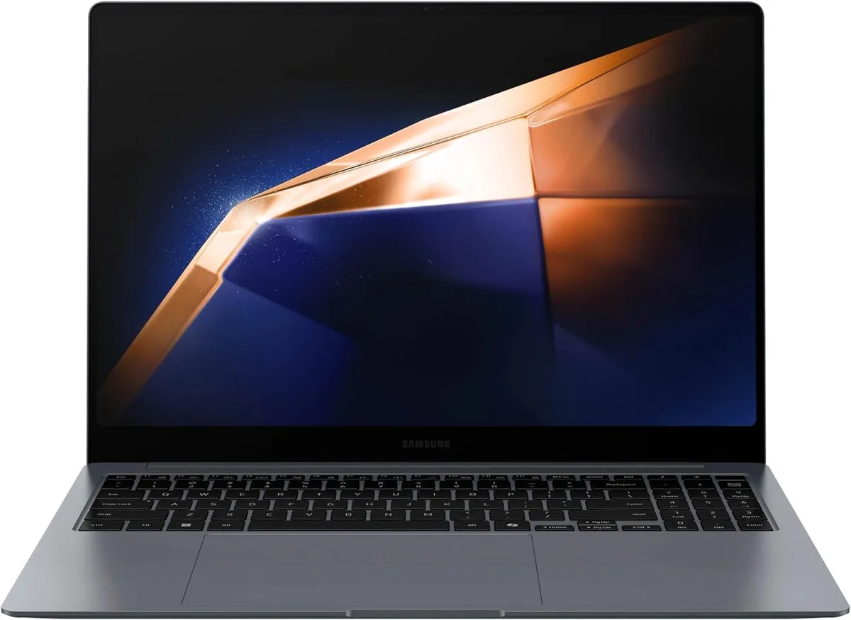 SAMSUNG SAMSUNG Galaxy Book4 Pro 16" Intel Core Ultra 7 1TB Moonstone Gray — product photo