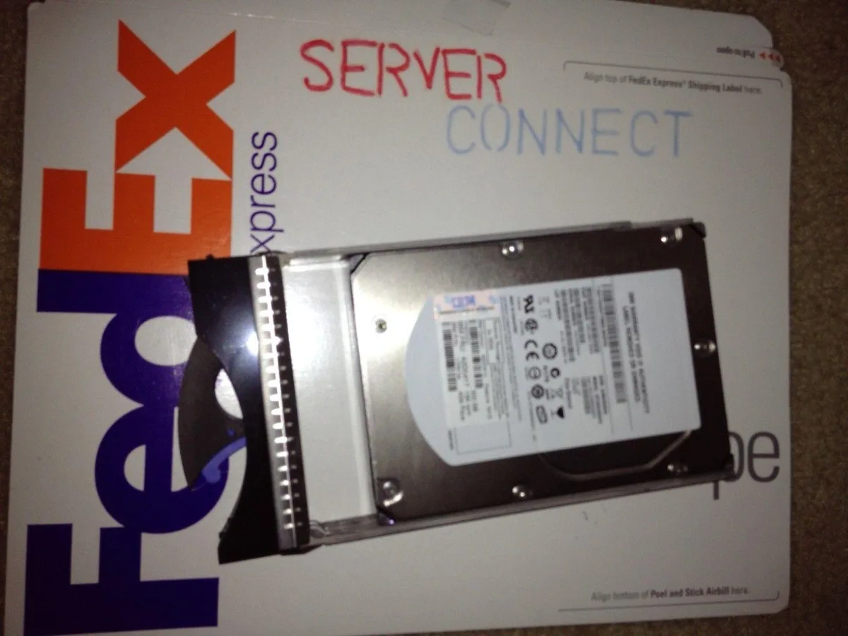 IBM IBM 600GB 15K SAS 16MB cache 44W2244 44W2245 44W2248 — product photo