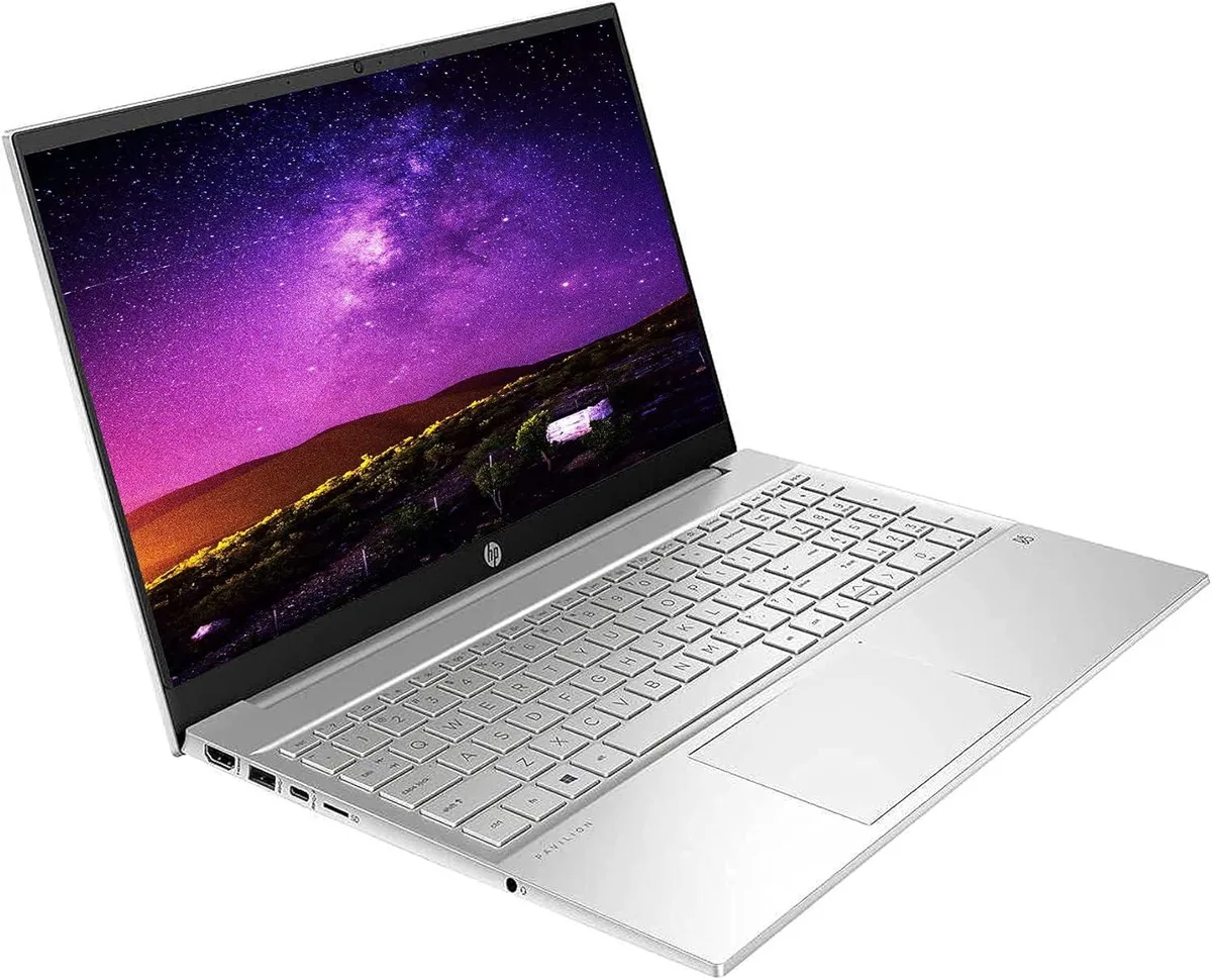 HP HP Pavilion 15 laptop, Ryzen 7 5700U, 16 GB, 512 GB SSD, 15.6" FHD touch, Silver — product photo