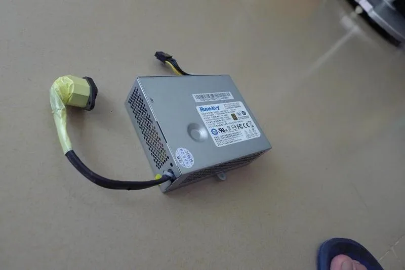 Supersuperuncle Supersuperuncle server power supply HKF1502-3B/FSP150-20AI APA005 — product photo