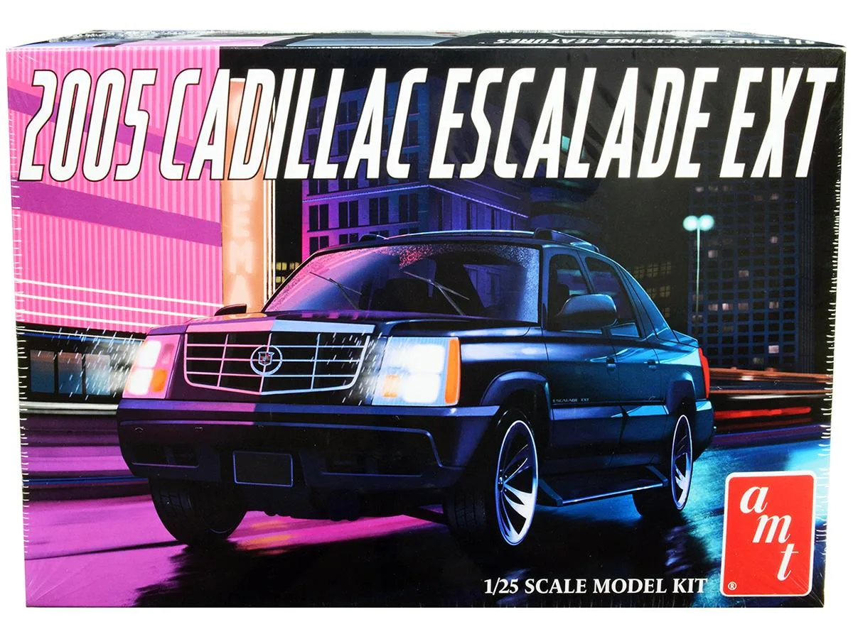 AMT AMT 1317 2005 Cadillac Escalade EXT 1/25 Scale Model Kit — product photo