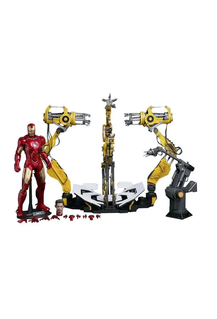 Hot Toys Hot Toys MMS160 Iron Man 2 Suit-Up Gantry Mark IV 1/6 action figure — product photo