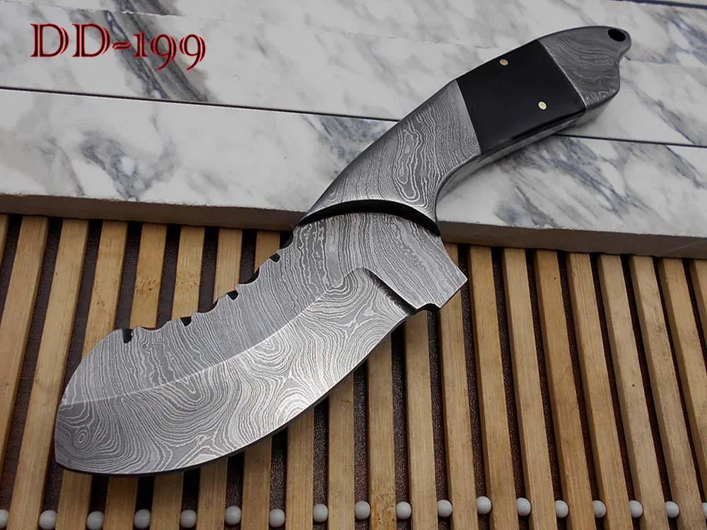 Damascus Depot Damascus Depot Skinning Knife 4.5" Blade 9.5" Overall Ram Horn Handle — product photo
