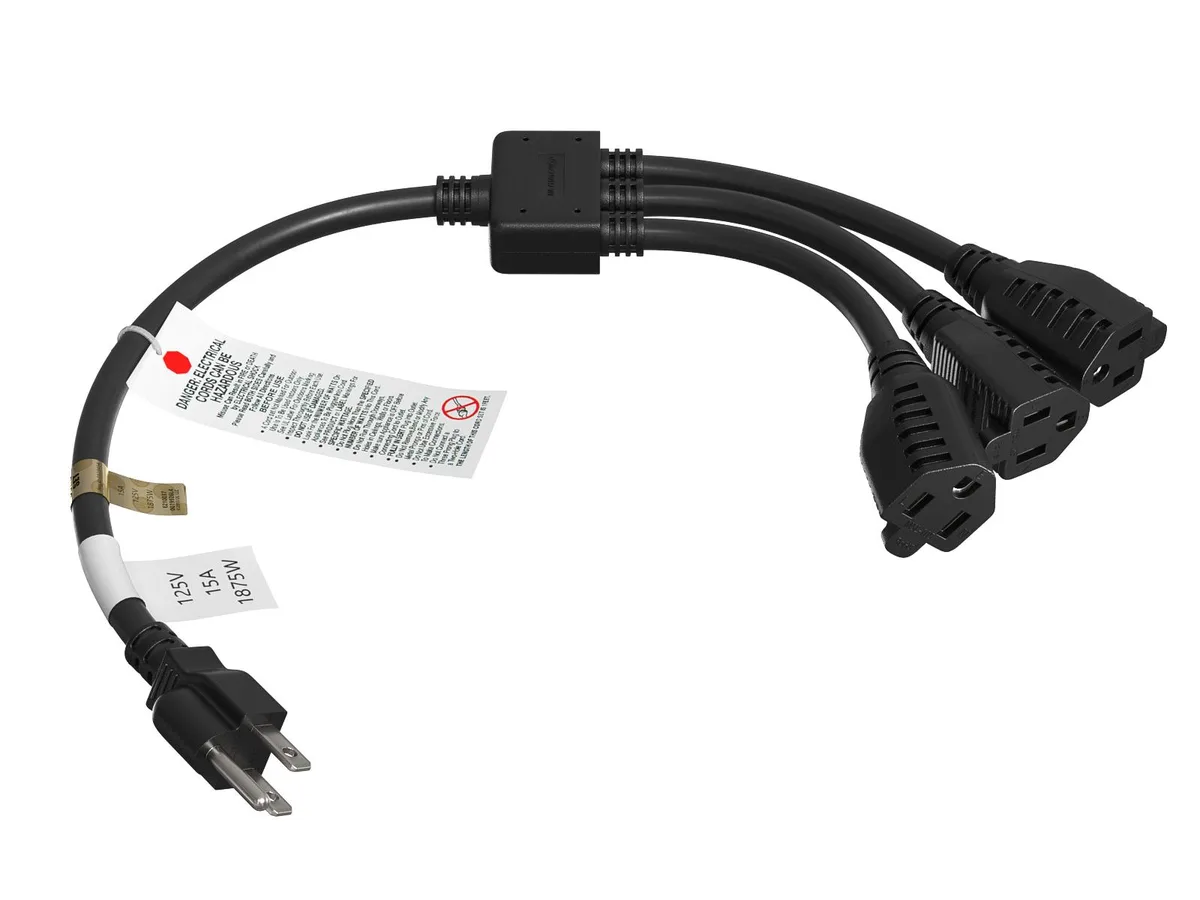 Cable Leader Cable Leader 18in NEMA 5-15P to 3x 5-15R Power Splitter Cord 14 AWG 15A 125V Black — product photo
