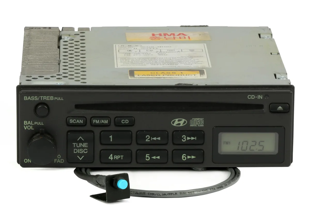 1 Factory Radio 1 Factory Radio 96160-3D101 Hyundai Sonata 2002-05 Receiver — product photo