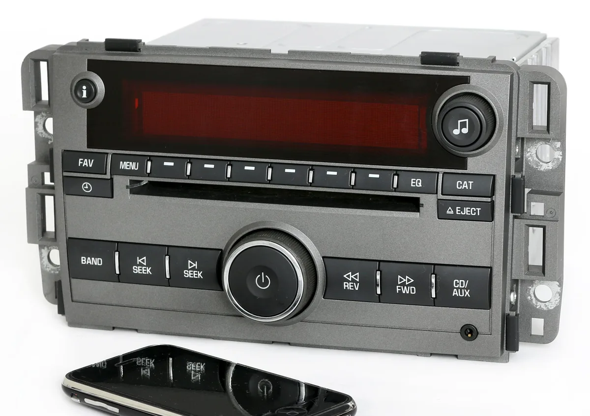 1 Factory Radio 1 Factory Radio 2008 Saturn Vue 25866724 AM FM CD Bluetooth — product photo