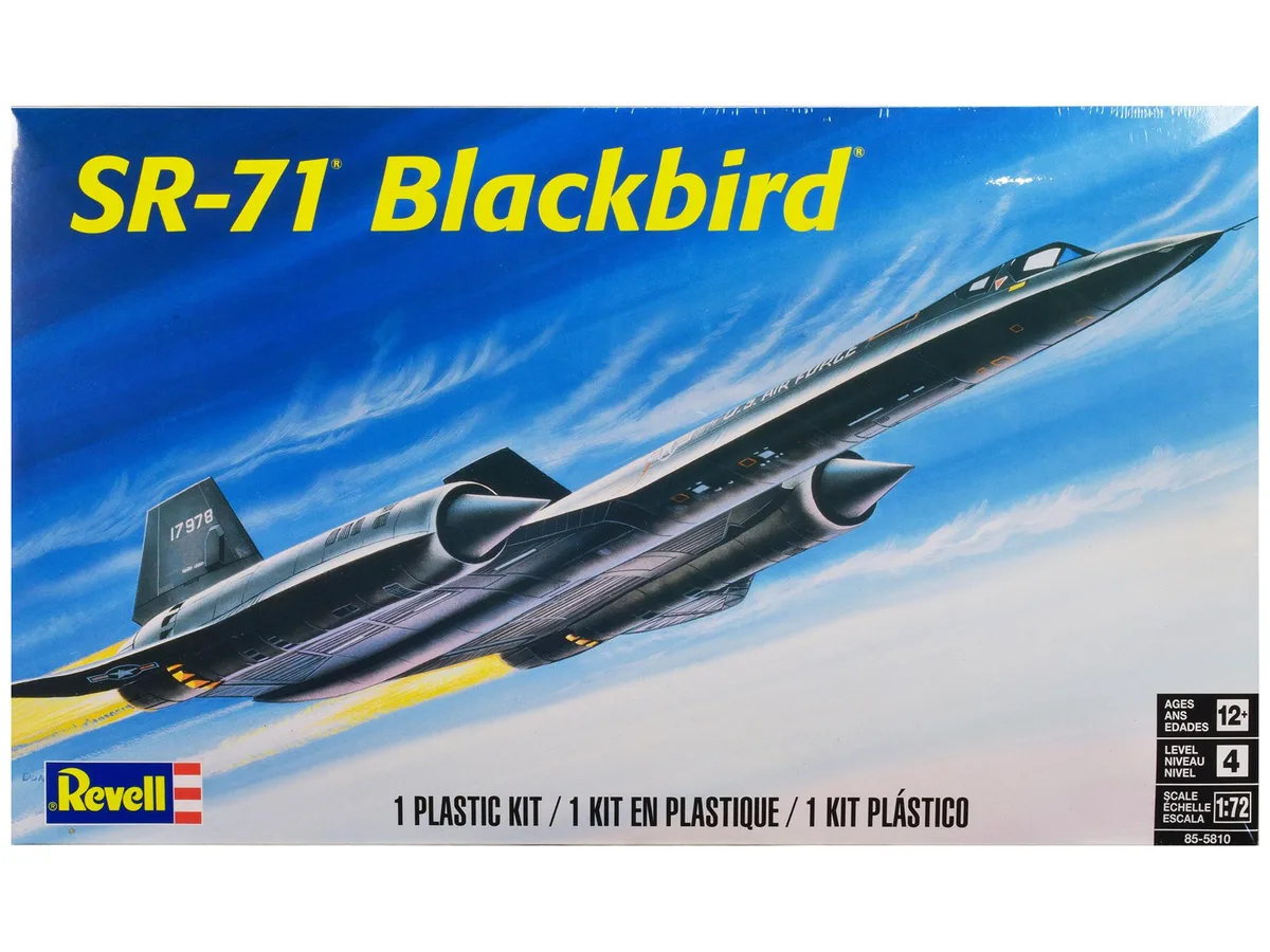Revell Revell Lockheed SR-71 Blackbird 1/72 Scale Model Kit Level 4 — product photo