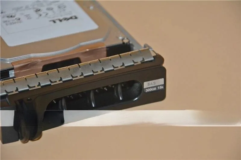 Supersuperuncle Supersuperuncle 300G 3.5 inch 15K SAS server hard drive X150K HUS156030VLS600 — product photo