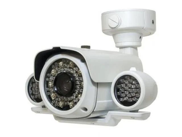 Eyemax IB-NE-6182F analog camera with 110 visible LEDs and 10 IR LEDs