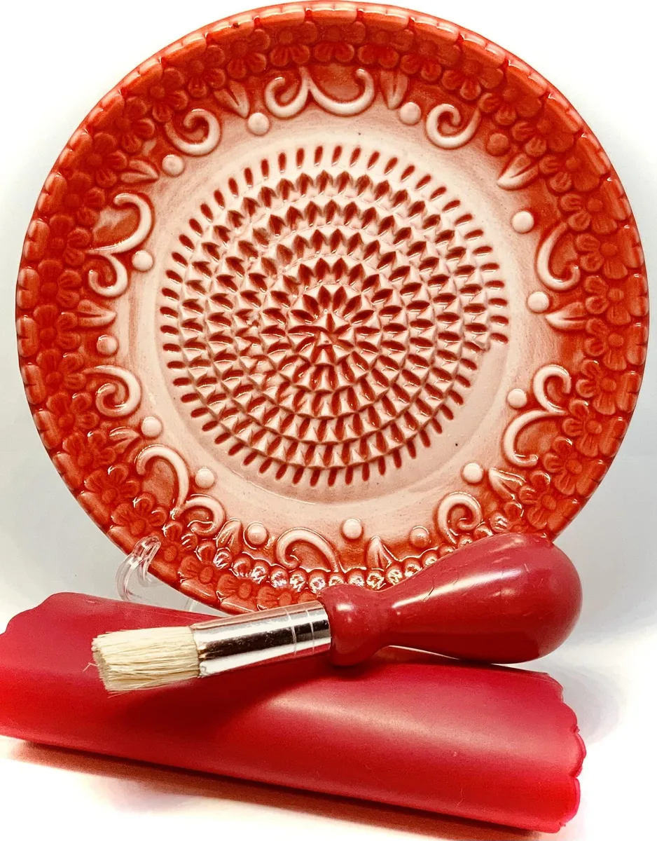 BonCera Ceramic Garlic Grater Plate 4-Piece Set Red 5.25 — product photo