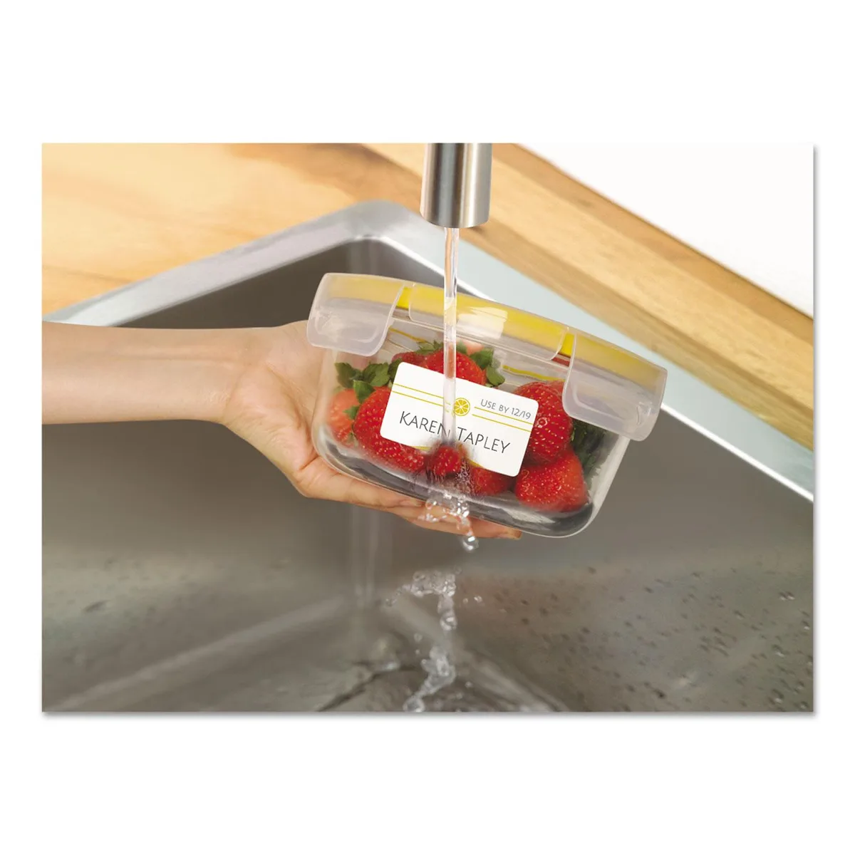 Avery Avery 04224 dissolvable labels 1.25 x 2.38 in white 90 pack — product photo